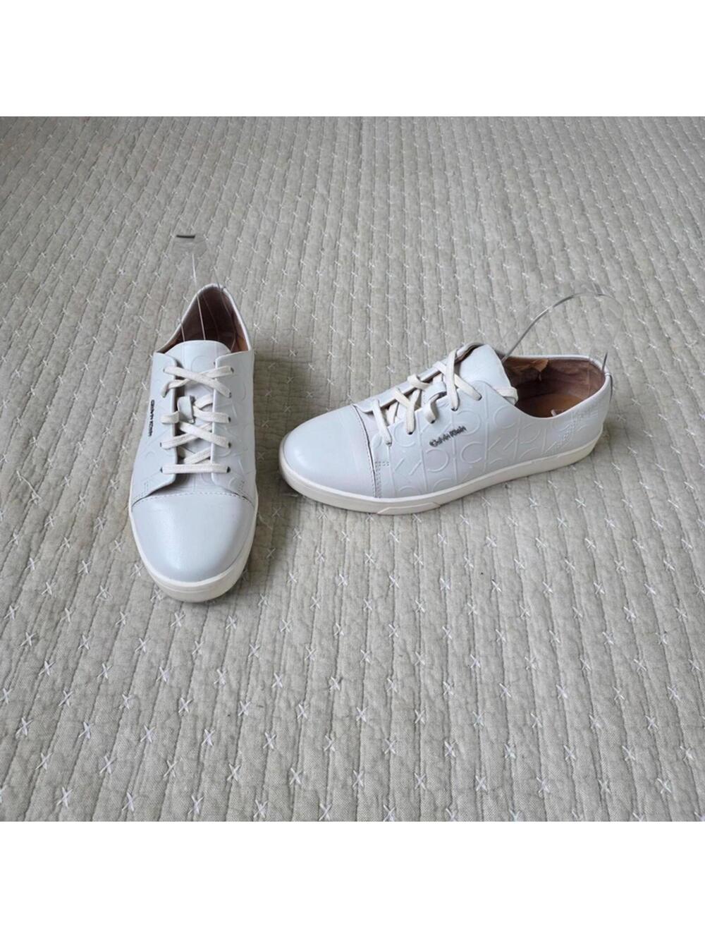 Calvin Klein Imilia Platinum White Leather Sneakers sz 7.5